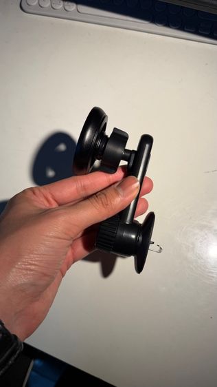 ส่งต่อ ที่วางมือถือในรถยนต์แบบแม่เหล็ก ยึดติดแน่น รูปที่ 2