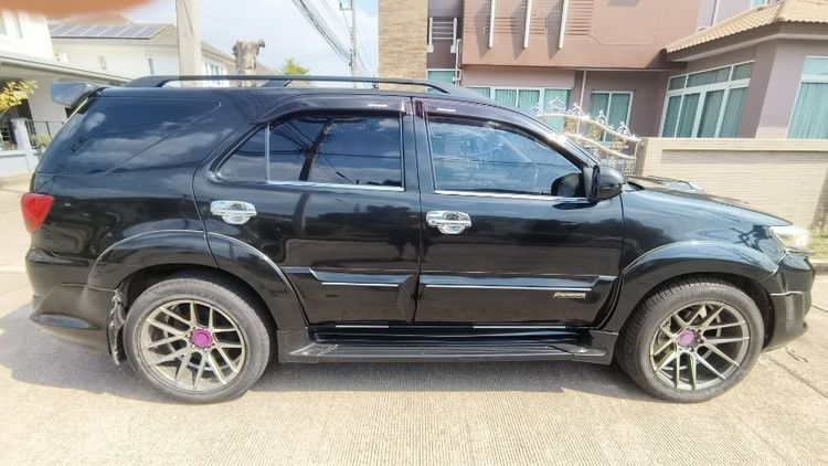 Toyota Fortuner 2005 2.7 V 4WD Utility-car เบนซิน เกียร์อัตโนมัติ ดำ รูปที่ 3