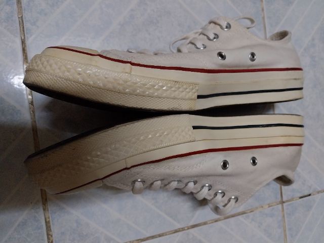 รองเท้าผ้าใบ converse รูปที่ 2