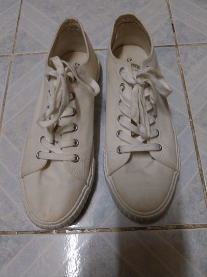 รองเท้าผ้าใบ รูปที่ 5