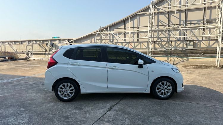 Honda Jazz 2020 1.5 V+ Sedan เบนซิน เกียร์อัตโนมัติ ขาว รูปที่ 4