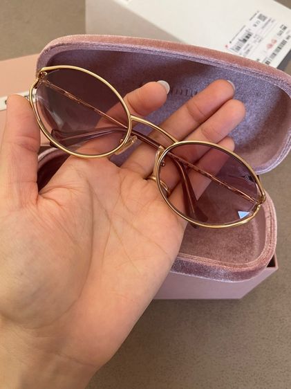 แว่น miu miu รูปที่ 4