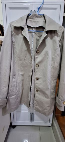 เสื้อแจ็คเก๊ต สีเบจ สภาพดี อก 38 เสื้อยาว 27 รูปที่ 2