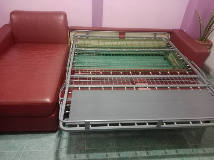 โซฟาเตียง Milano Bedding (อิตาลีแท้) ระบบ Lampolet เปิดปิดสมูท สภาพดี