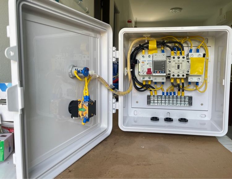 ตู้คอนโทรล มอเตอร์ หรือแสงสว่าง รูปที่ 2