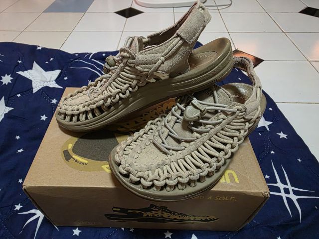 รองเท้าผ้าใบ เนื้อ ผ้า UK 2.5 | EU 35 | US 4.5 อื่นๆ รองเท้า Keen