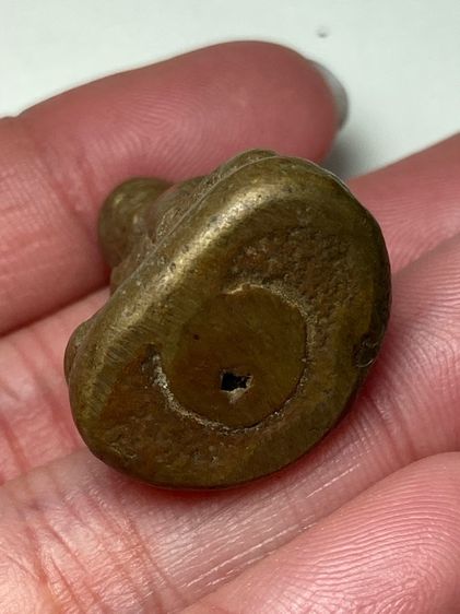 หลวงพ่อเงินเนื้อทองเหลือง รูปที่ 5