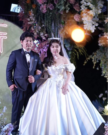 ชุดแต่งงาน