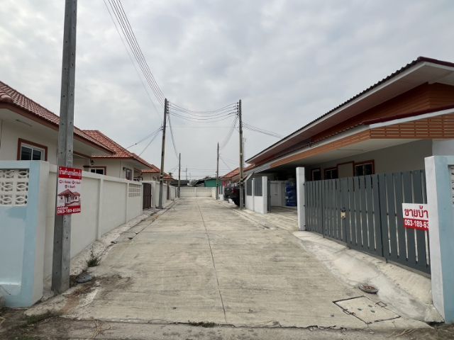 มีบางส่วน 2023 ใช่ บ้านเดี่ยว 48 ตารางวาสร้างถูกรักฮวงจุ้ยใกล้สถานที่ราชการตลาดบิ๊กซีโลตัสโรงพยาบาล รูปที่ 3