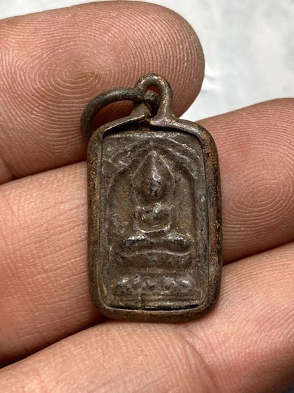 พระเก่าเลี่ยมเก่า