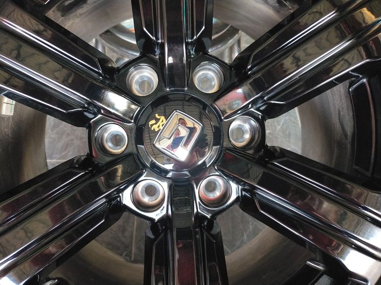 แม็กขอบ17 กว้าง8 et36 สีเดิม พร้อมยางคอนติ 265 65 17 ปี25 ใส่d-max เรนเจอร์ bt50 ไทรทัน ยางสวยตามรูป รูปที่ 5