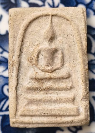 พระสมเด็จพิมพ์ใหญ่วัดระฆังเนื้อเก่าแห้งสวยค่ะ(4)