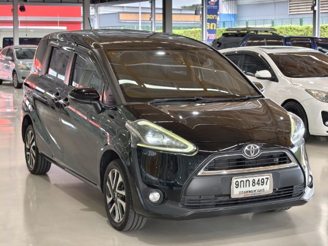 Toyota Sienta 2019 1.5 V Utility-car เบนซิน ไม่ติดแก๊ส เกียร์อัตโนมัติ บรอนซ์เงิน รูปที่ 2
