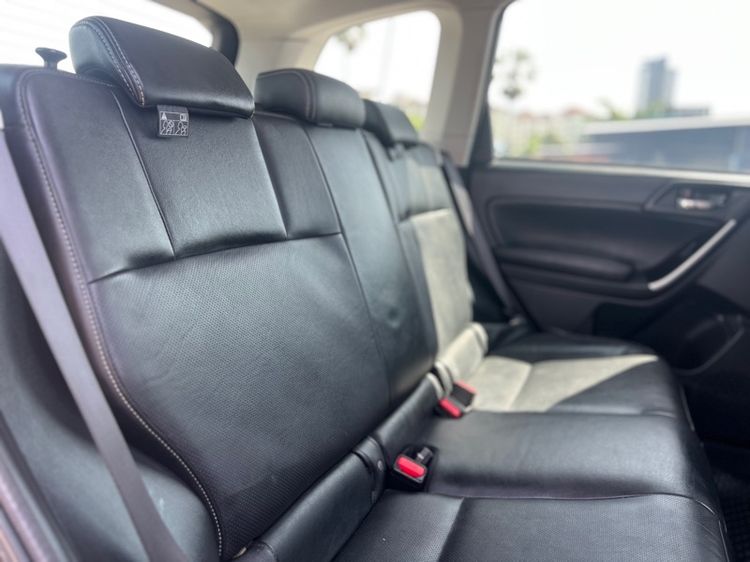 Subaru Forester 2017 2.0 i-P Utility-car เบนซิน ไม่ติดแก๊ส เกียร์อัตโนมัติ เทา รูปที่ 4