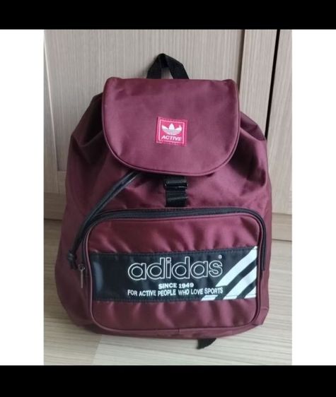 กระเป๋าเป้ Adidas แท้ รุ่นคลาสสิค 15 นิ้ว มือสอง ส่งฟรี