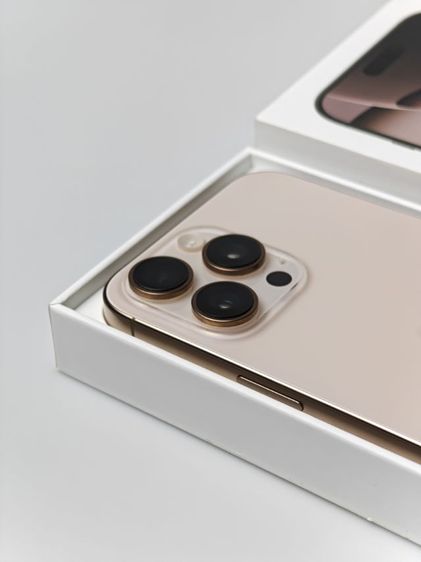iPhone 16 pro max 256 GB สีทะเลทรายเครื่องสวยอุปกรณ์ครบกล่องไม่มีตำหนิใช้งานได้ปกติทุกฟังชั่นไม่ติดล็อคไม่ติด icloud ใดๆล้างเครื่องรีเซ็ตได้ รูปที่ 2