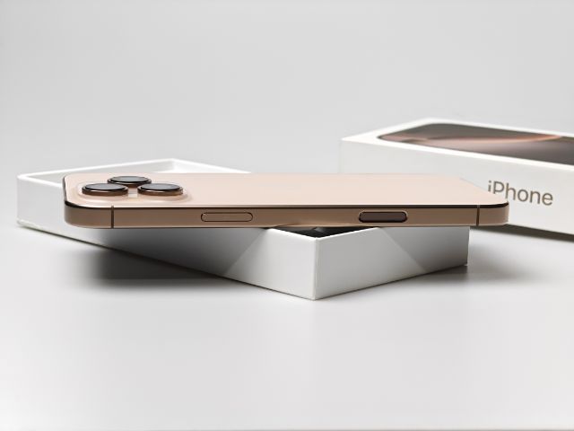 iPhone 16 pro max 256 GB สีทะเลทรายเครื่องสวยอุปกรณ์ครบกล่องไม่มีตำหนิใช้งานได้ปกติทุกฟังชั่นไม่ติดล็อคไม่ติด icloud ใดๆล้างเครื่องรีเซ็ตได้ รูปที่ 7