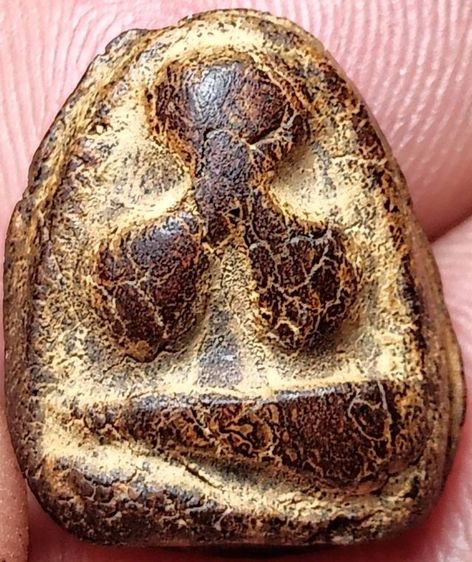 พระปิดตาเนื้อผงคลุกรัก เก่ามาก ขายเซียนใหญ่บนพันธุ์ทิพย์ไป 2 องค์แล้ว องค์นี้สวยมากกว่าองค์เก่า