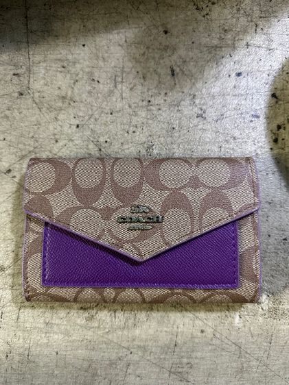 ไม่ระบุ COACH Medium Envelope Wallet