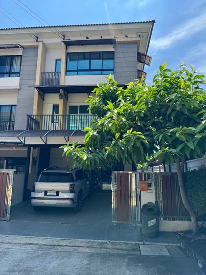 Pruksa ตกแต่งครบ ใช่ บ้านทาวน์โฮม 3 ชั้น 