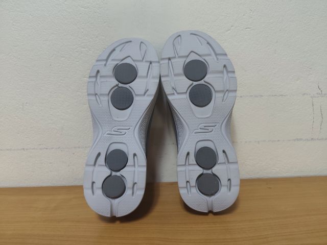 SKECHERS Gowalk 41.0 26.0 แท้ มือสอง รูปที่ 8