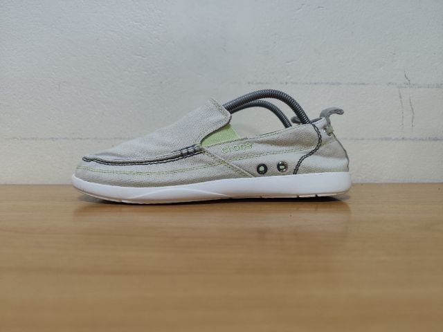 เนื้อ ผ้าใบ รองเท้าผ้าใบ UK 8.5 | EU 42 2/3 | US 9 CROCS 42.0 แท้ มือสอง M9
