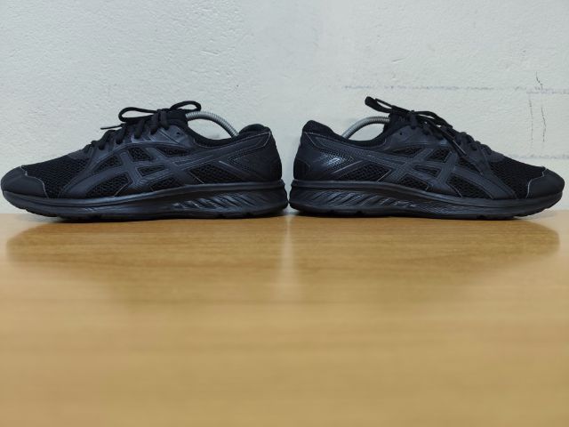 ASICS Tripble black 44.0 28.0 แท้ มือสอง รูปที่ 10