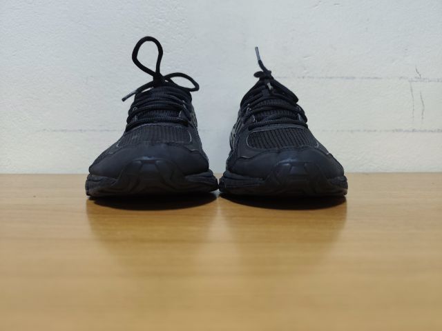 ASICS Tripble black 42.5 27.0 แท้ มือสอง รูปที่ 6