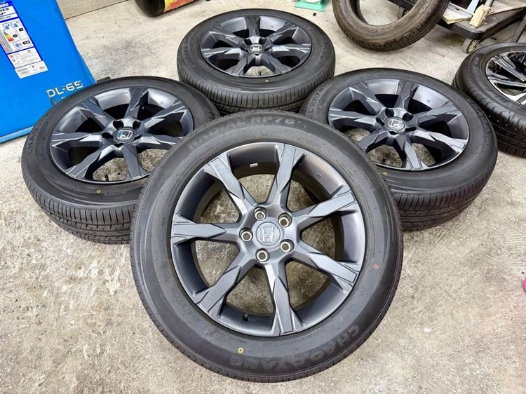 แม็ก HONDA ใส่ CRV ขอบ 18” ถอดป้ายแดง ยาง CHAO YANG 225-60R18 ปี 25 ตุ่มหน้ายางยังอยู่ครบ รูปที่ 3