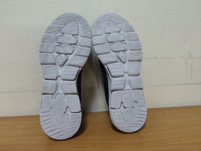 SKECHERS SlipOn 41.0 26.0 แท้ มือสอง รูปที่ 7