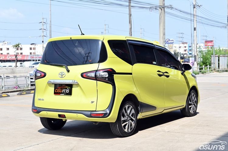 Toyota Sienta 2019 1.5 V Utility-car เบนซิน ไม่ติดแก๊ส เกียร์อัตโนมัติ เขียว รูปที่ 3