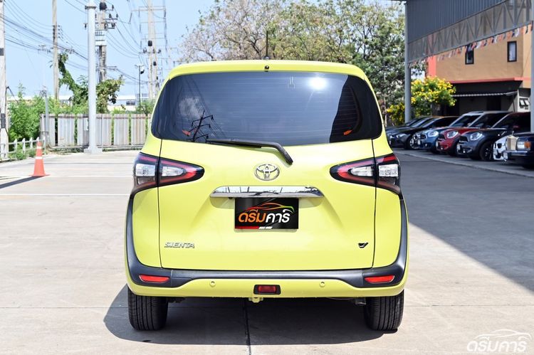 Toyota Sienta 2019 1.5 V Utility-car เบนซิน ไม่ติดแก๊ส เกียร์อัตโนมัติ เขียว รูปที่ 4