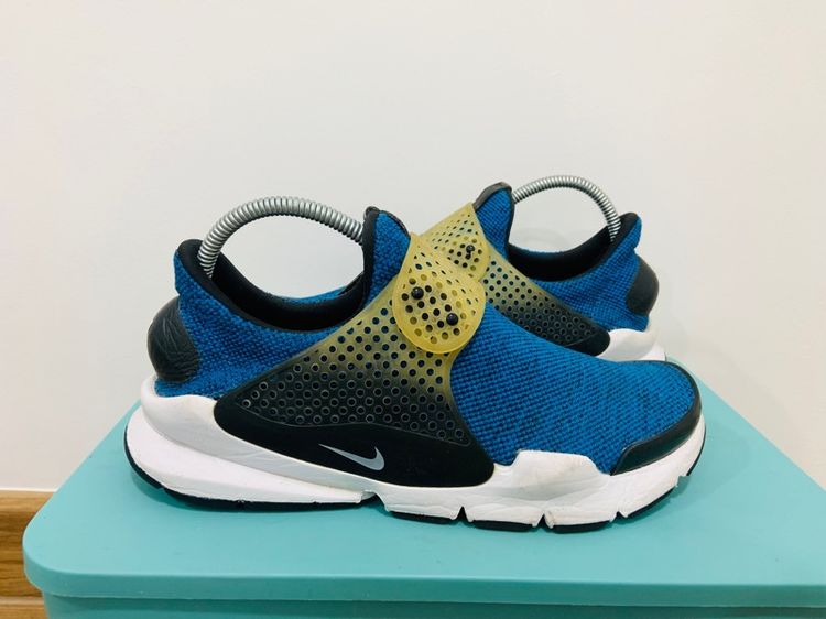 รองเท้า NIKE แท้ 💯 เบอร์ EU 41 cm 26 คนเท้า 25.5-26.5 cm ใส่ได้ครับ สภาพดีมาก พื้นเต็ม ทรงสวย หายากน่าสะลมครับ รูปที่ 3