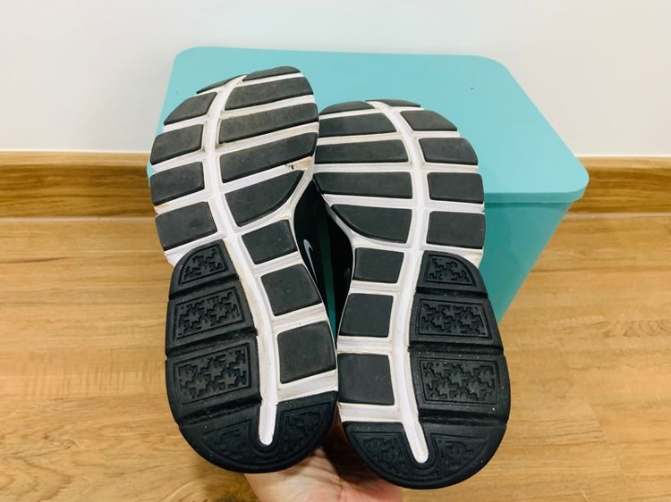 รองเท้า NIKE แท้ 💯 เบอร์ EU 41 cm 26 คนเท้า 25.5-26.5 cm ใส่ได้ครับ สภาพดีมาก พื้นเต็ม ทรงสวย หายากน่าสะลมครับ รูปที่ 6