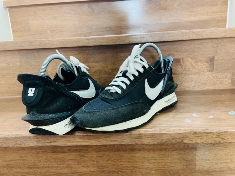 รองเท้า NIKE X UNDERCOVER แท้ 💯 เบอร์ EU 40 cm 25 คนเท้า 24.5-25.5 cm ใส่ได้ครับ สภาพดีมาก พื้นเต็ม ทรงสวย หายากน่าสะลมครับ รูปที่ 3