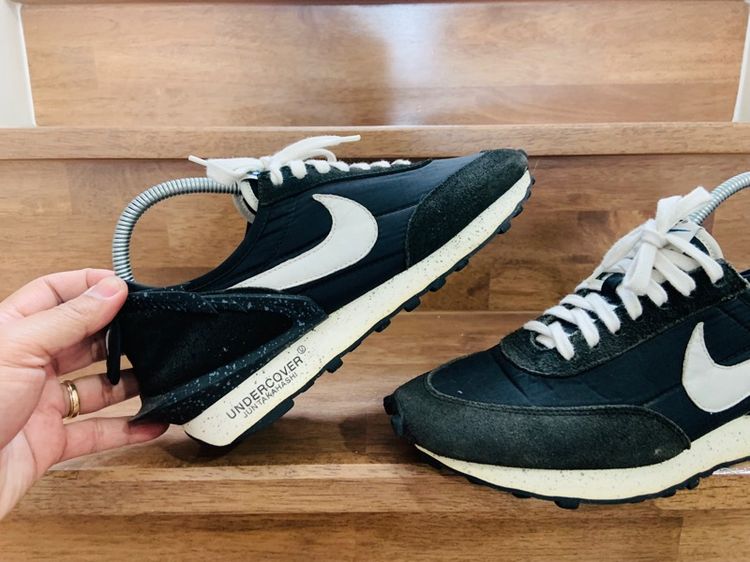 รองเท้า NIKE X UNDERCOVER แท้ 💯 เบอร์ EU 40 cm 25 คนเท้า 24.5-25.5 cm ใส่ได้ครับ สภาพดีมาก พื้นเต็ม ทรงสวย หายากน่าสะลมครับ รูปที่ 2