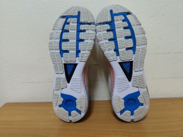 Under Armour 43.0 27.5 แท้ มือสอง รูปที่ 9