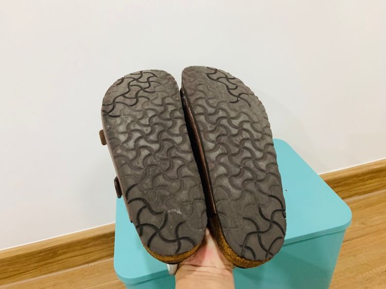 รองเท้า BIRKENSTOCK รุ่น ZURICH เบอร์ 39 cm 25 คนเท้า 24.5-25.5 cm ใส่ได้ครับ สภาพดีมาก พื้นเต็ม ทรงสวย หายากน่าสะลมครับ รูปที่ 3