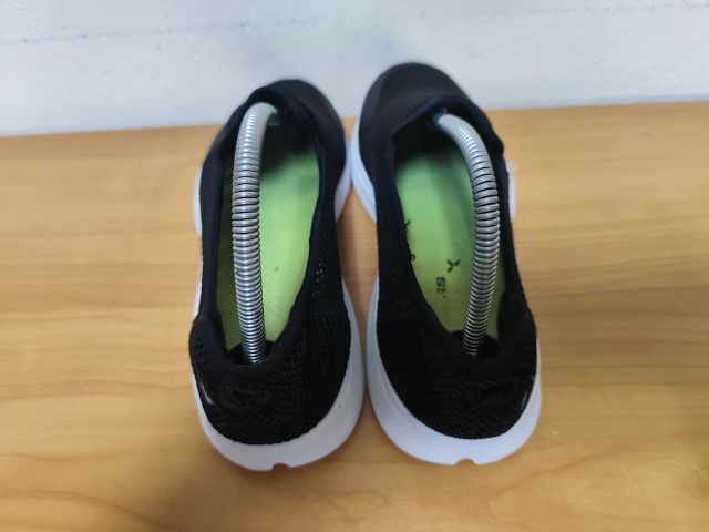 SKECHERS SlipOn 41.0 26.0 แท้ มือสอง รูปที่ 6