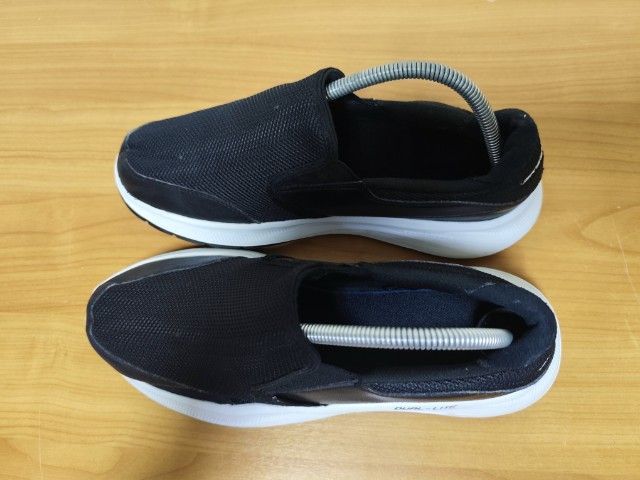 SKECHERS 41.0 26.0 แท้ มือสอง รูปที่ 12