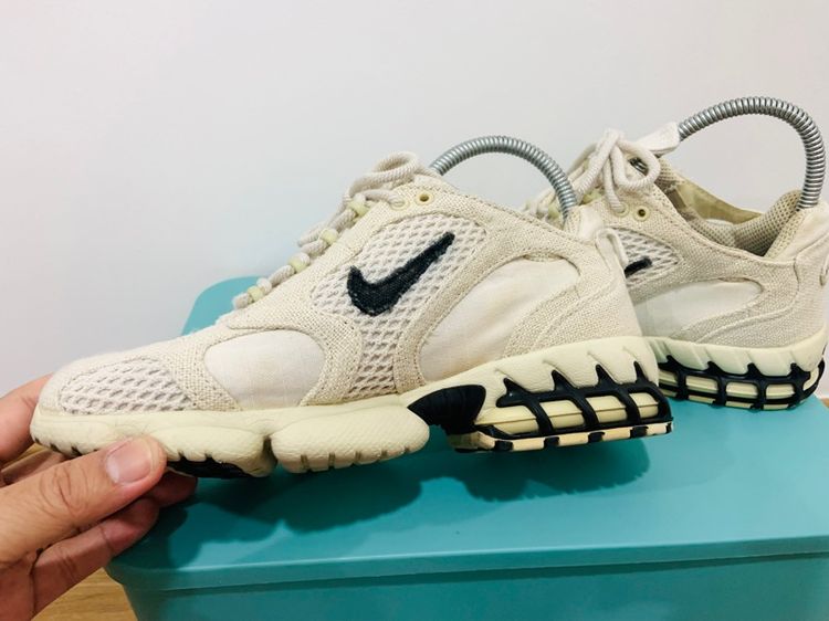 รองเท้า NIKE X STUSSY เบอร์ EU 38 cm 24 คนเท้า 23.5-24.5 cm ใส่ได้ครับ สภาพดีมาก พื้นเต็ม กล่องครบ ทรงสวย หายากน่าสะลมครับ รูปที่ 3