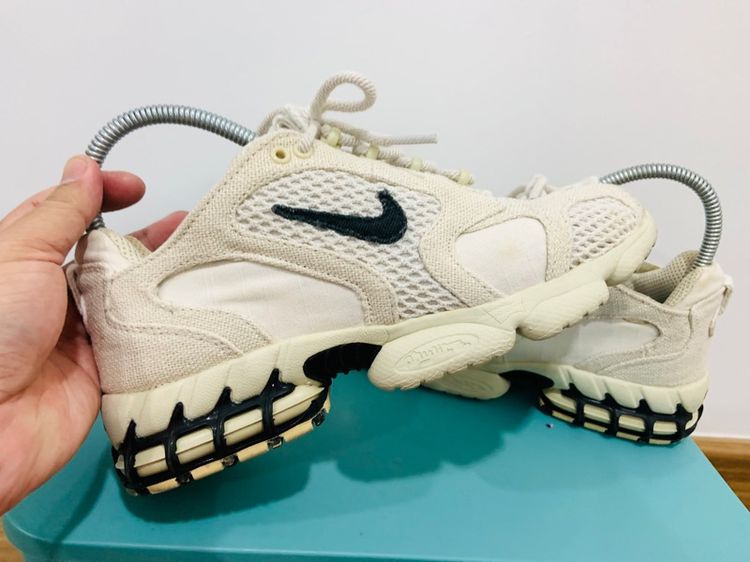 รองเท้า NIKE X STUSSY เบอร์ EU 38 cm 24 คนเท้า 23.5-24.5 cm ใส่ได้ครับ สภาพดีมาก พื้นเต็ม กล่องครบ ทรงสวย หายากน่าสะลมครับ รูปที่ 2