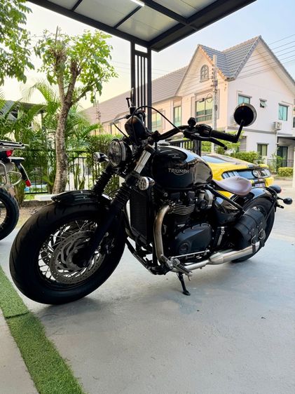 Triumph bobberblack y21จด22 ไมล์3พัน รูปที่ 7