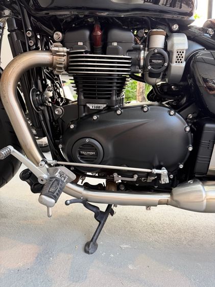 Triumph bobberblack y21จด22 ไมล์3พัน รูปที่ 8