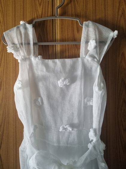 เดรสสีขาว จั๊มสูท ผ้าซีทรูมีสับใน รูปที่ 3