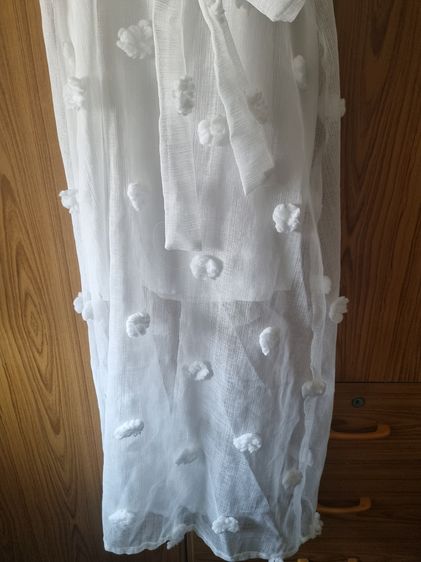 เดรสสีขาว จั๊มสูท ผ้าซีทรูมีสับใน รูปที่ 4