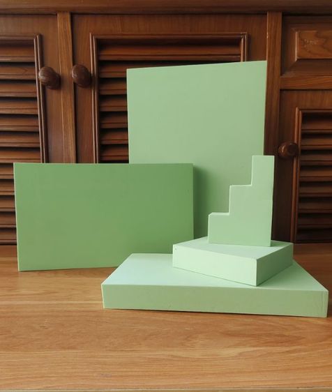 เซ็ตแท่นวางสินค้า 5 ชิ้น Display Prop สินค้าเป็นรอยบางชิ้น ไม่มีผลกับการใช้งานค่ะ