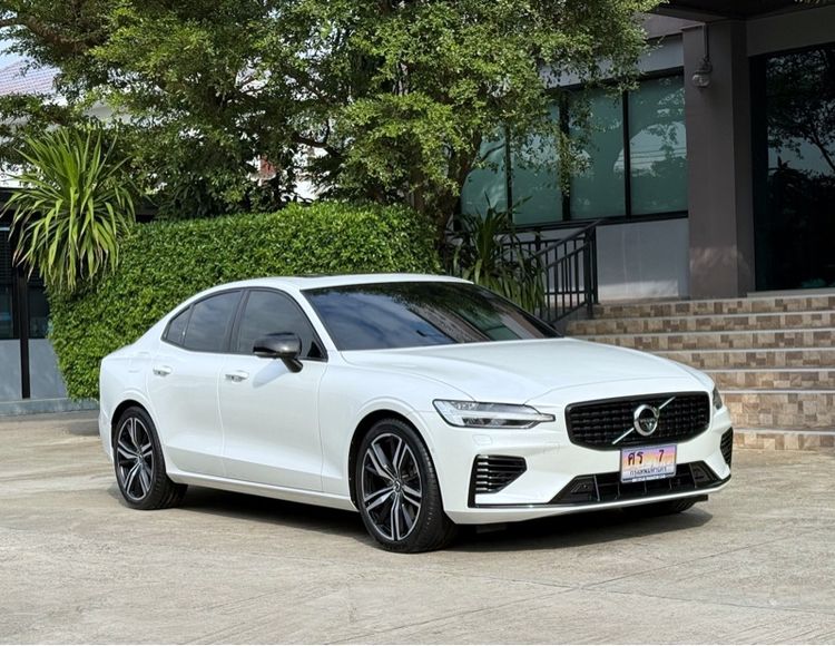 รถ Volvo S60 2.0 T8 R-Design 4WD สี ขาว