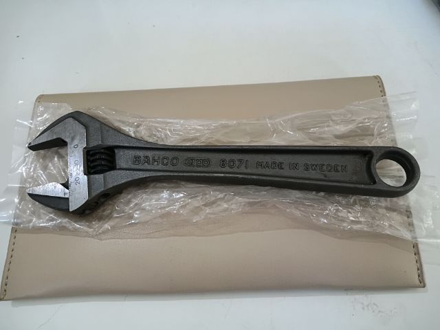 อุปกรณ์เครื่องมือช่าง ประแจเลื่อน 8 นิ้ว