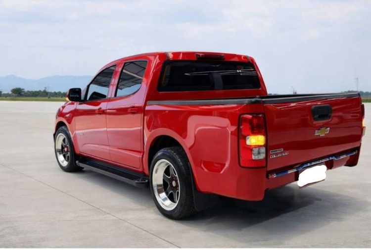 รถ Chevrolet Colorado 2.5 LT สี แดง